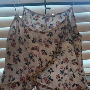 Tillys ruffled crop top !!